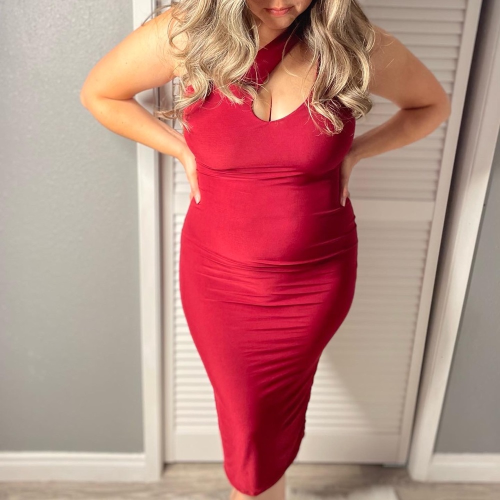 New-Mia cut out one shoulder dress double layer 🔥Burgundy